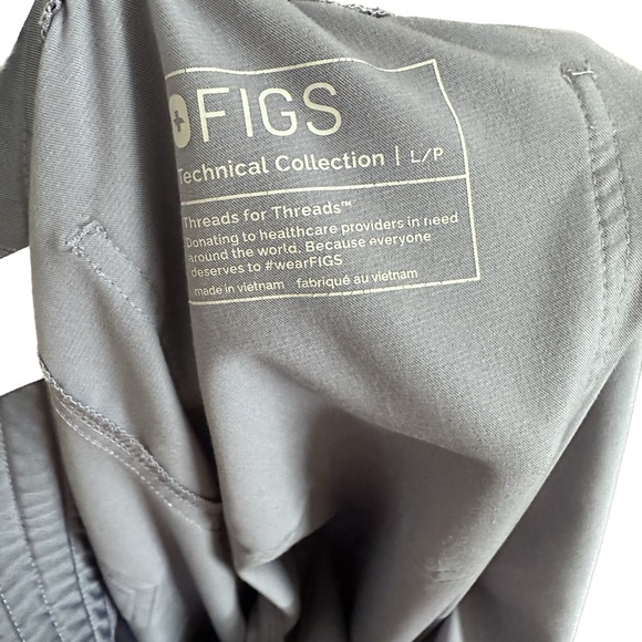 Figs VAPOR BLUE Livingston Large Petite LIMITED EDITION - Picture 3 of 6